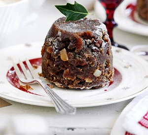 Mélangez et assortissez les mini puddings de Noël