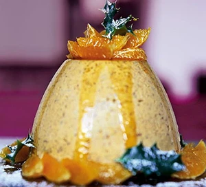 Mousse glacée au pudding de Noël